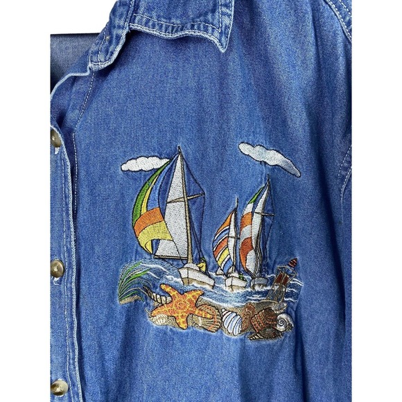 Quizz Shirt 24 2X Embroidered Denim Chambray Sailboat Boat Nautical Womens - Picture 3 of 7